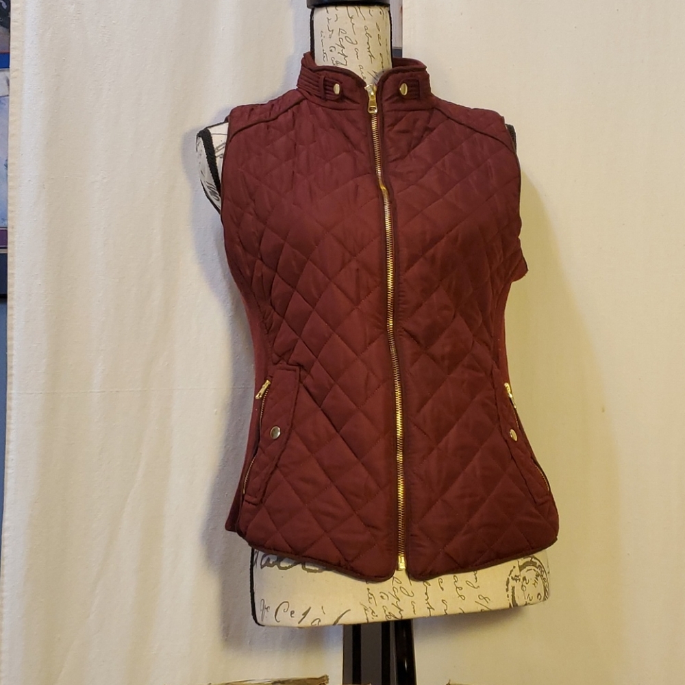 Quilted Burgundy Vest size petite medium